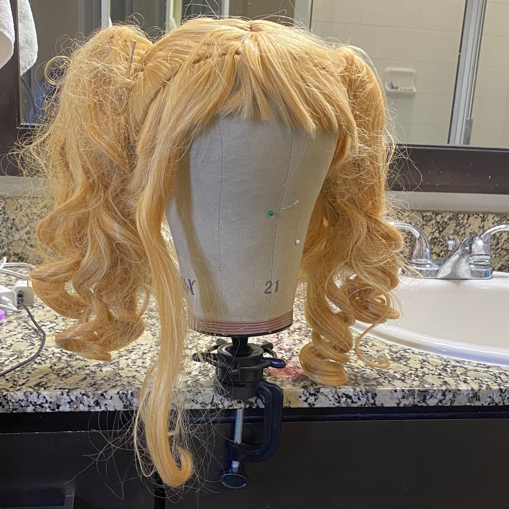Black butler Elizabeth Midford wig